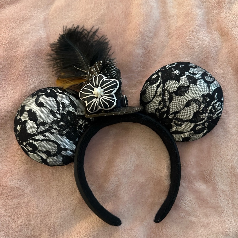 Disney Black and White Mickey Mouse Lace Headband